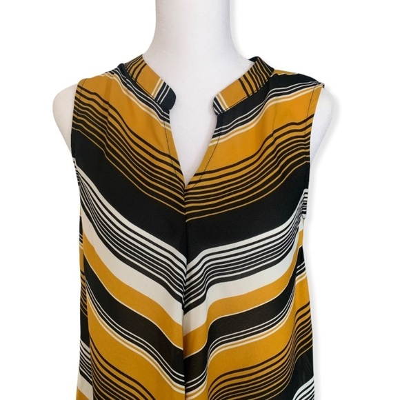 HALOGEN Chevron Striped Front Tie Tank Size Extra Small - Picture 2 of 6